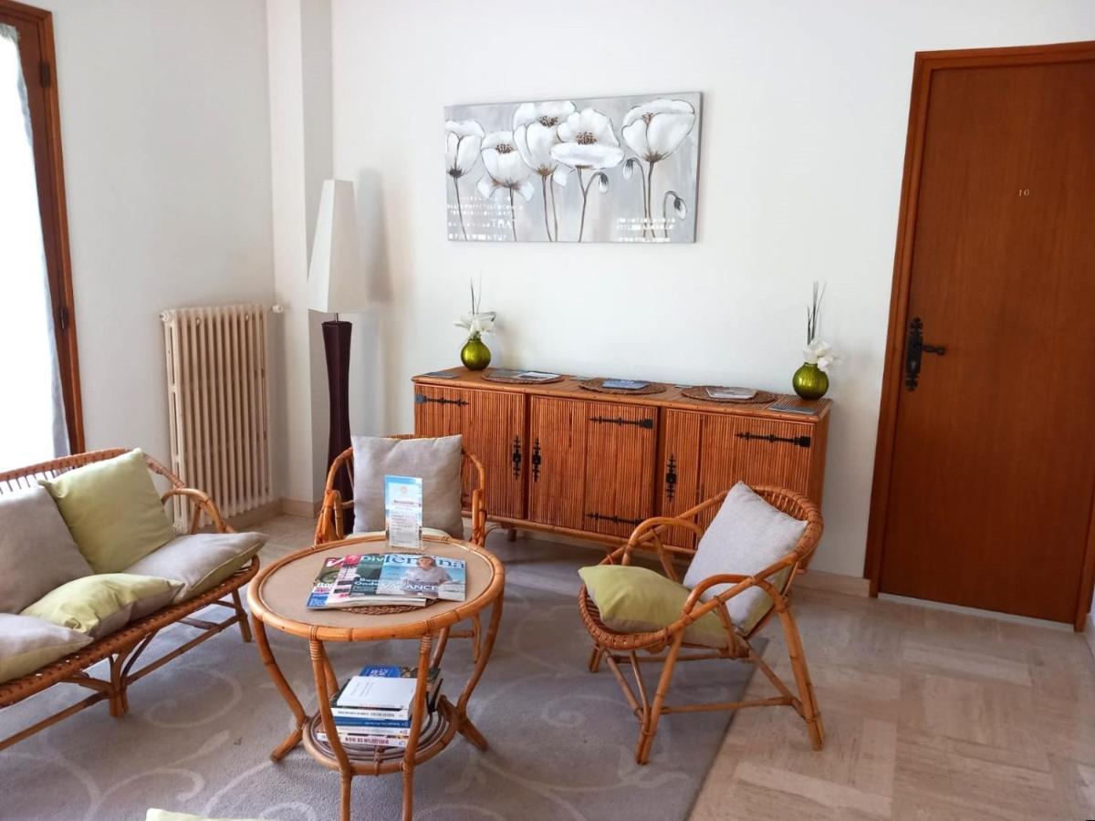 Hotel Cap Soleil Cavalaire-sur-Mer Zewnętrze zdjęcie